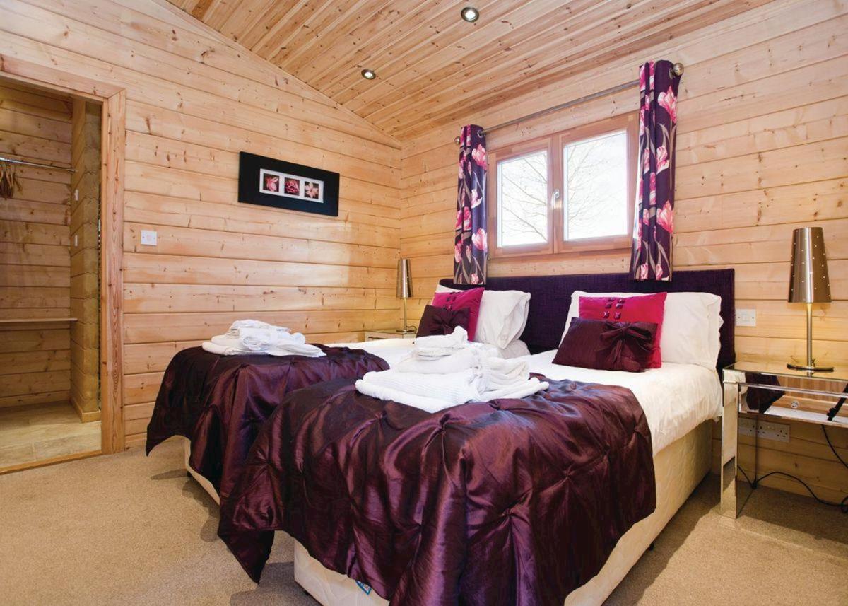 Dacre Lakeside Park Hotel Brandesburton Esterno foto