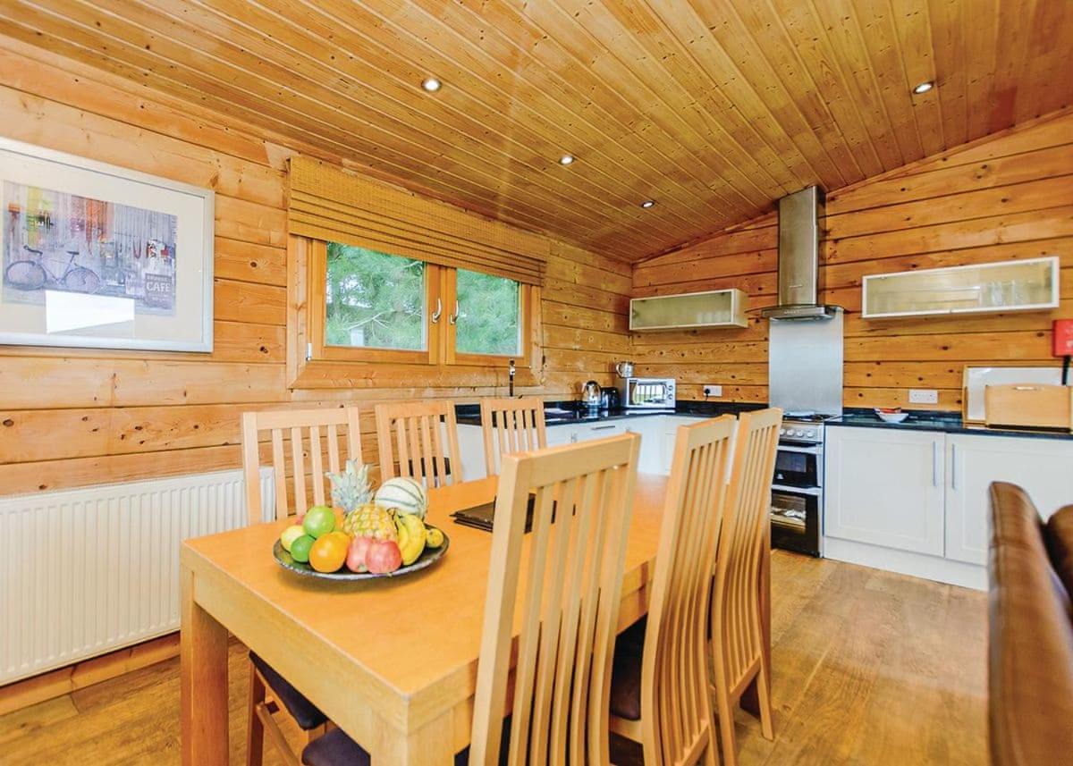 Dacre Lakeside Park Hotel Brandesburton Esterno foto