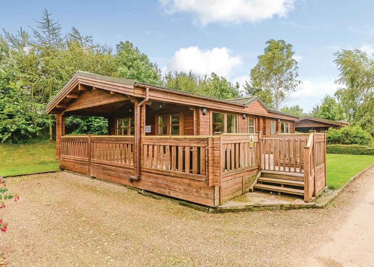 Dacre Lakeside Park Hotel Brandesburton Esterno foto