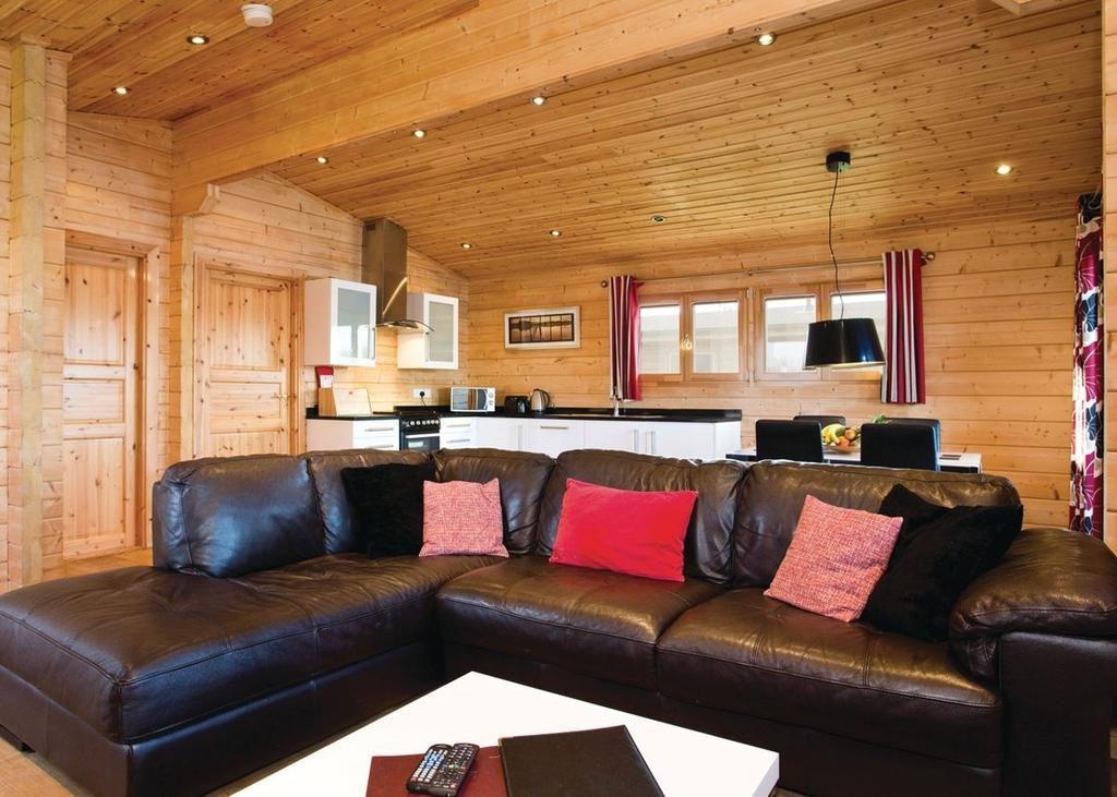Dacre Lakeside Park Hotel Brandesburton Esterno foto